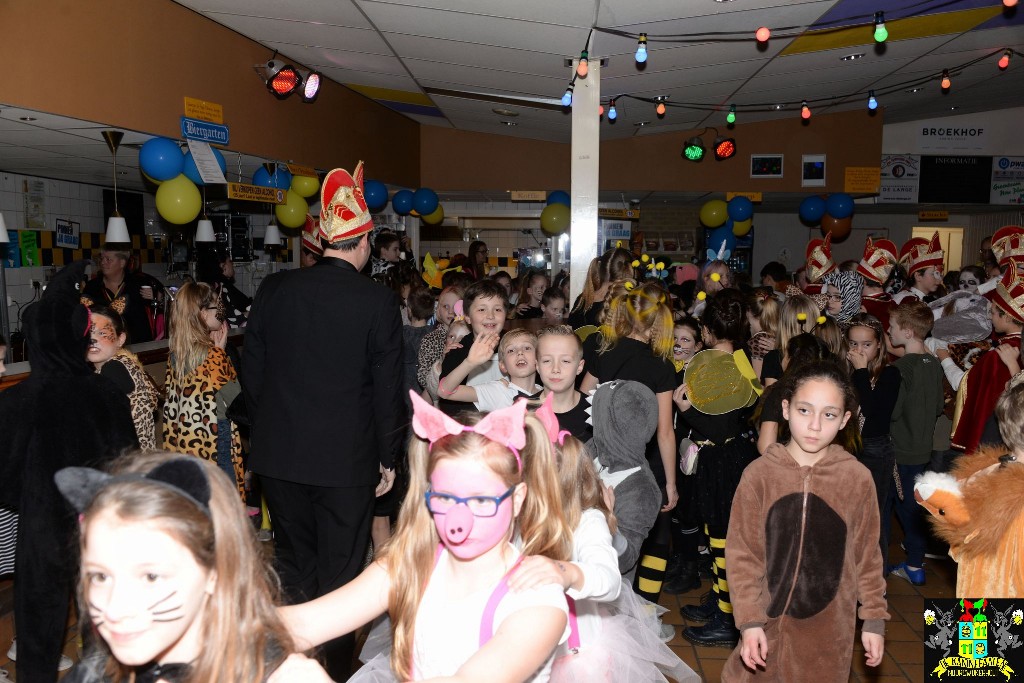 ../Images/Jeugddisco VVSB Beestenboel 071.jpg